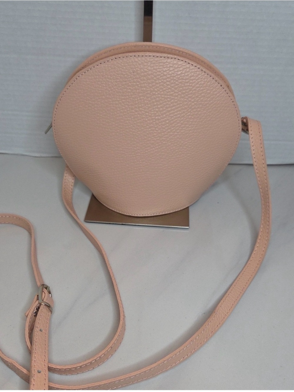 Made in Italy Leather Clam shaped Bag